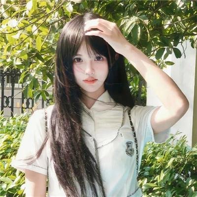 八彩林亚珍